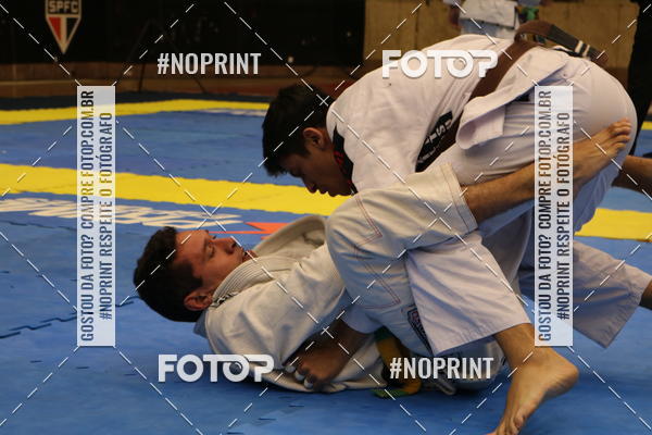 Buy your photos of the eventfight friends on Fotop