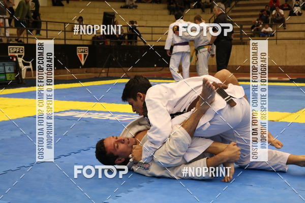 Buy your photos of the eventfight friends on Fotop