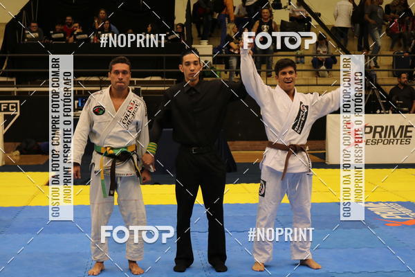 Buy your photos of the eventfight friends on Fotop