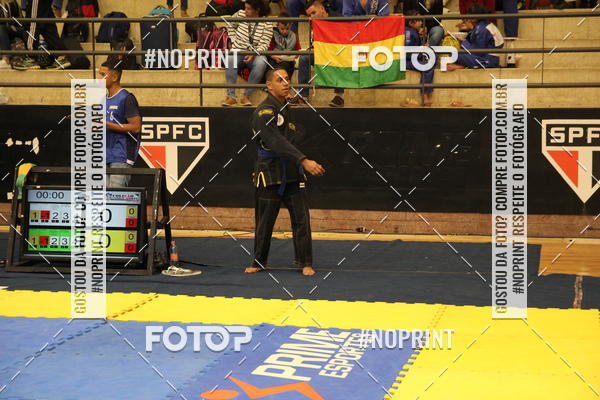 Acquista le foto dell'eventofight friends in Fotop