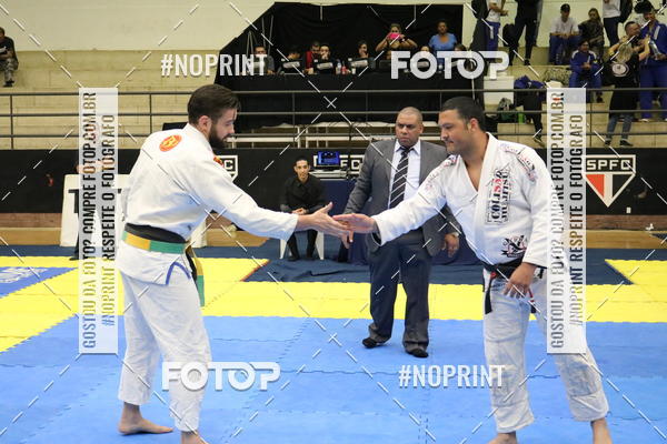 Buy your photos of the eventfight friends on Fotop