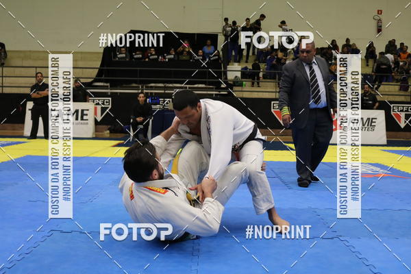 Buy your photos of the eventfight friends on Fotop