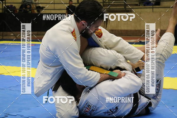 Buy your photos of the eventfight friends on Fotop