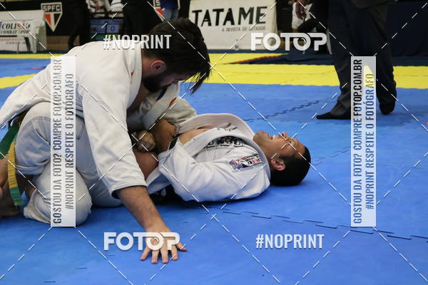 Buy your photos of the eventfight friends on Fotop