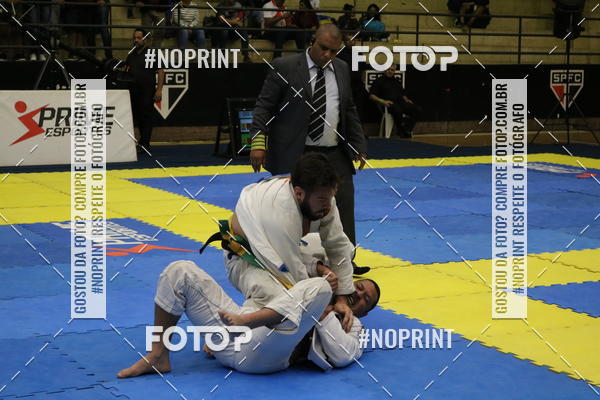 Buy your photos of the eventfight friends on Fotop