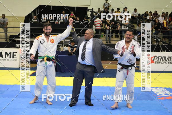 Buy your photos of the eventfight friends on Fotop