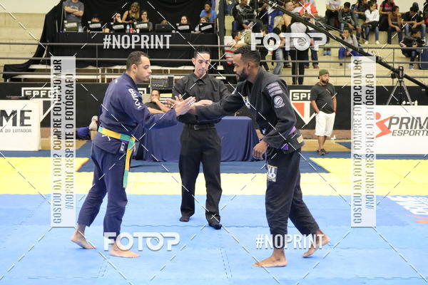 Buy your photos of the eventfight friends on Fotop