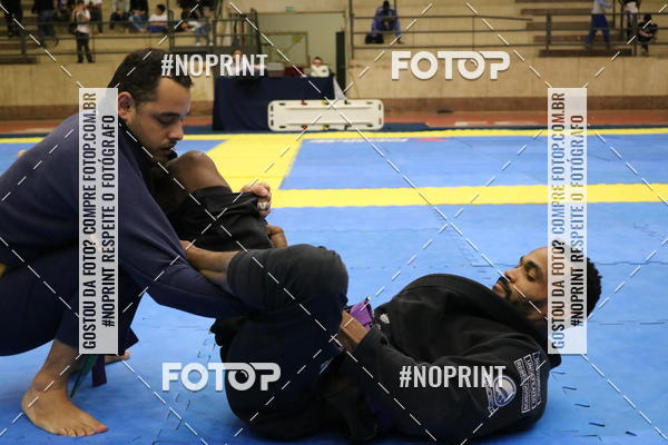 Buy your photos of the eventfight friends on Fotop