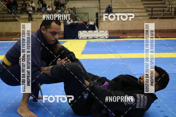 Buy your photos of the eventfight friends on Fotop