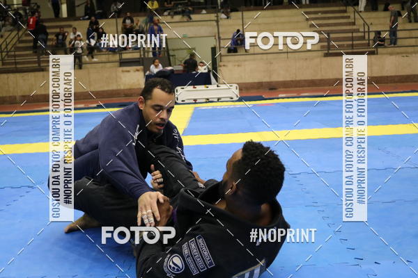 Buy your photos of the eventfight friends on Fotop