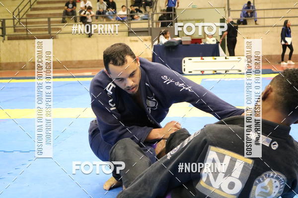 Buy your photos of the eventfight friends on Fotop