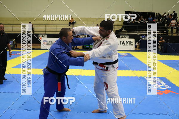 Buy your photos of the eventfight friends on Fotop