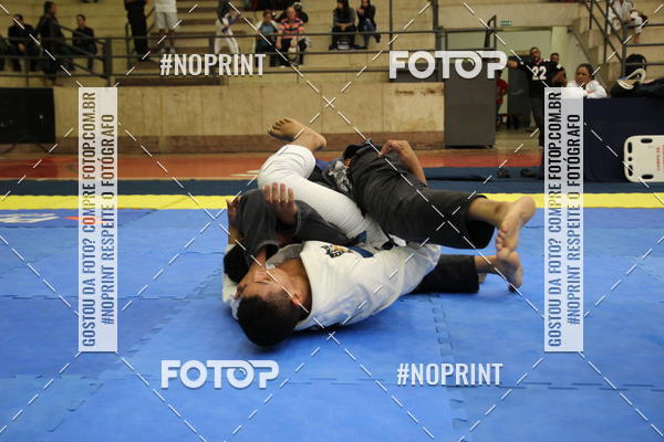 Buy your photos of the eventfight friends on Fotop