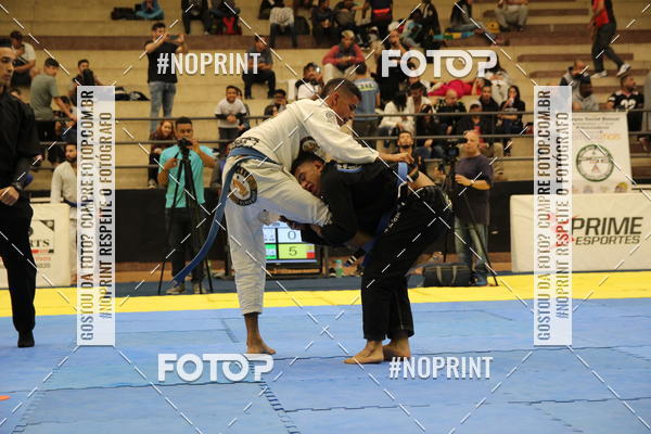 Acquista le foto dell'eventofight friends in Fotop