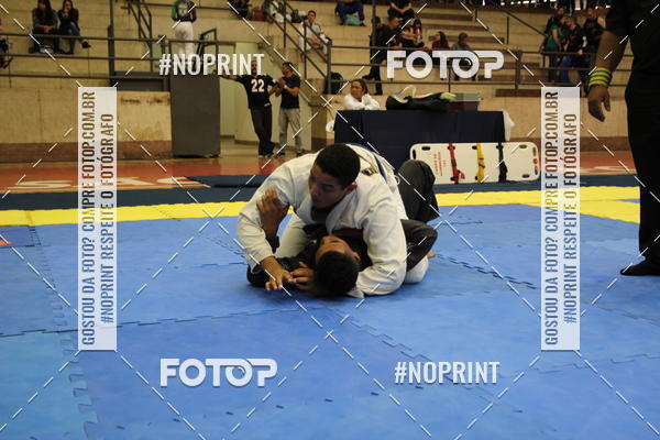 Compre suas fotos do eventofight friends no Fotop
