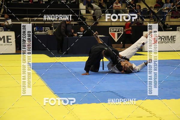 Buy your photos of the eventfight friends on Fotop