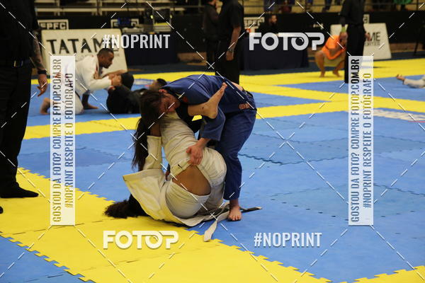 Buy your photos of the eventfight friends on Fotop