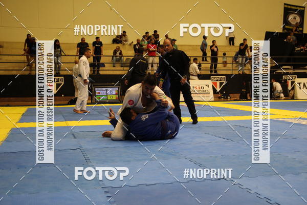 Buy your photos of the eventfight friends on Fotop