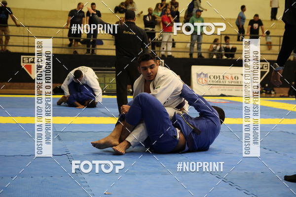 Buy your photos of the eventfight friends on Fotop