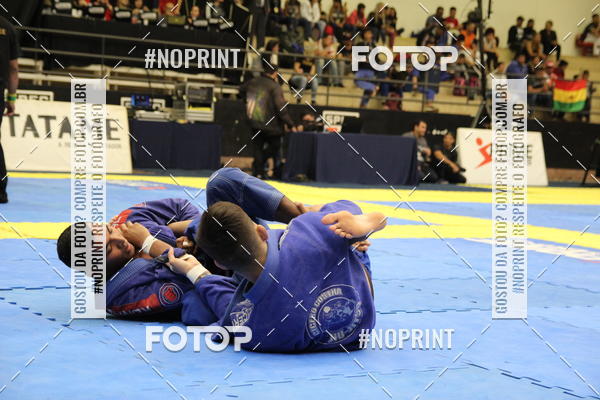 Buy your photos of the eventfight friends on Fotop