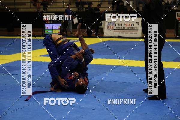 Buy your photos of the eventfight friends on Fotop