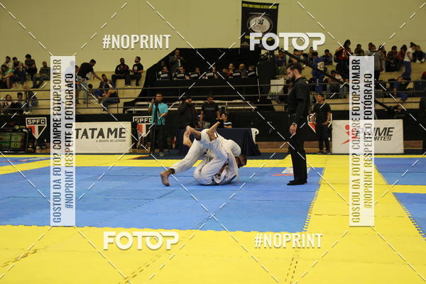 Buy your photos of the eventfight friends on Fotop