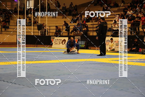 Buy your photos of the eventfight friends on Fotop