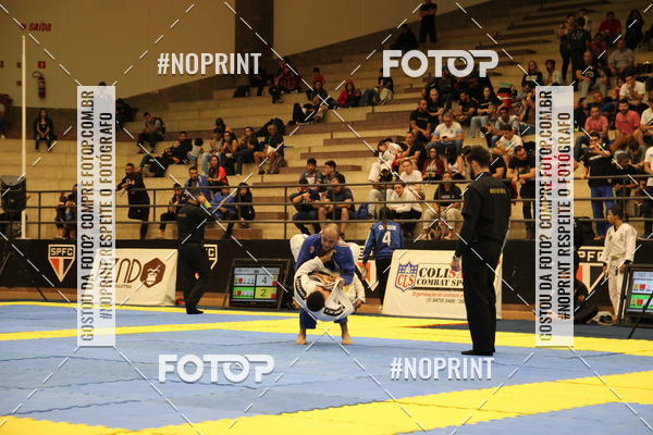 Buy your photos of the eventfight friends on Fotop