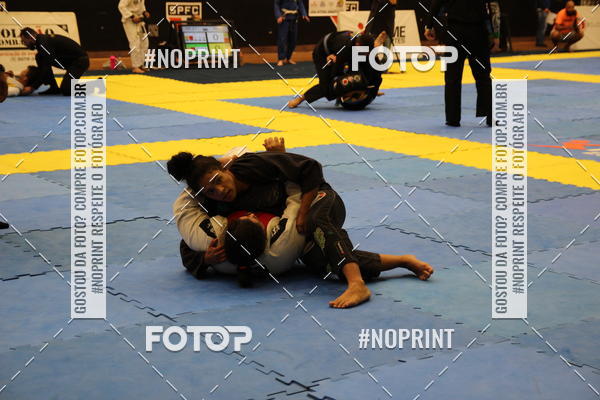 Buy your photos of the eventfight friends on Fotop