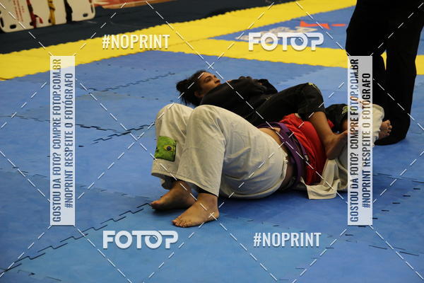 Buy your photos of the eventfight friends on Fotop