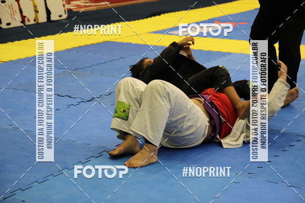 Buy your photos of the eventfight friends on Fotop