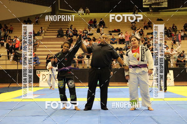 Buy your photos of the eventfight friends on Fotop