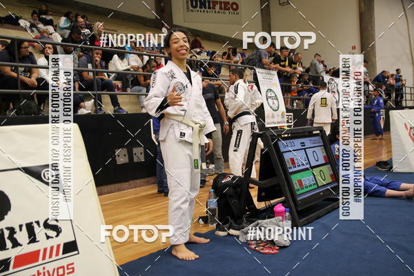 Buy your photos of the eventfight friends on Fotop