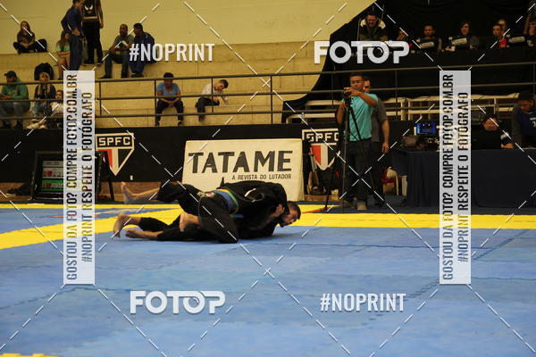 Buy your photos of the eventfight friends on Fotop