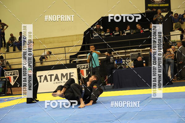 Buy your photos of the eventfight friends on Fotop