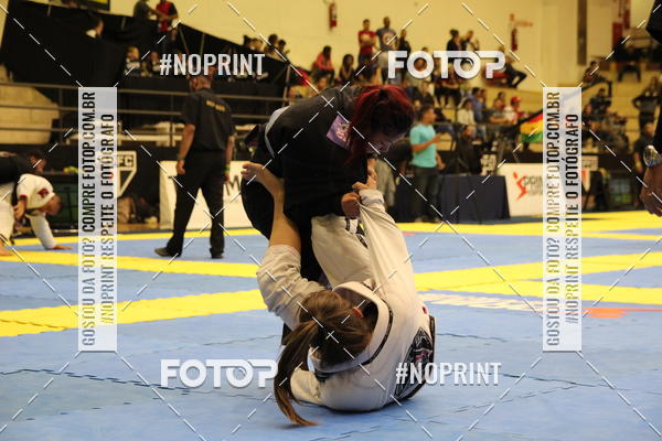 Buy your photos of the eventfight friends on Fotop