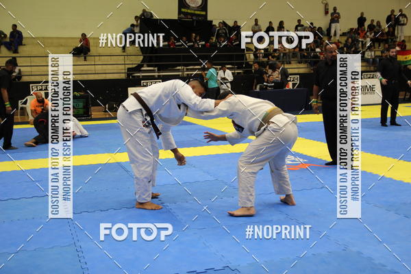 Buy your photos of the eventfight friends on Fotop