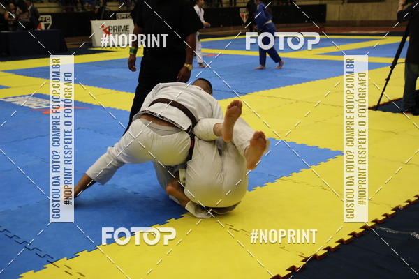 Buy your photos of the eventfight friends on Fotop