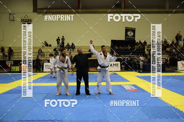 Buy your photos of the eventfight friends on Fotop