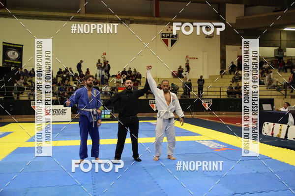 Buy your photos of the eventfight friends on Fotop