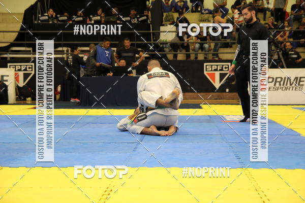 Buy your photos of the eventfight friends on Fotop