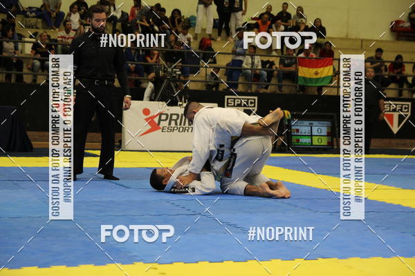 Buy your photos of the eventfight friends on Fotop