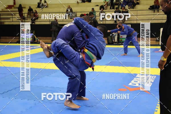 Buy your photos of the eventfight friends on Fotop