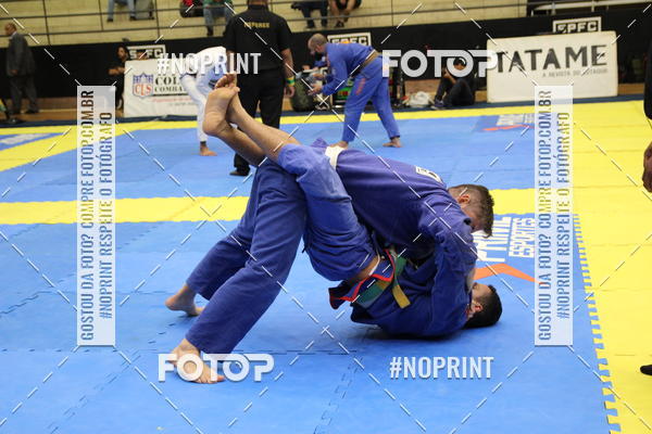 Buy your photos of the eventfight friends on Fotop