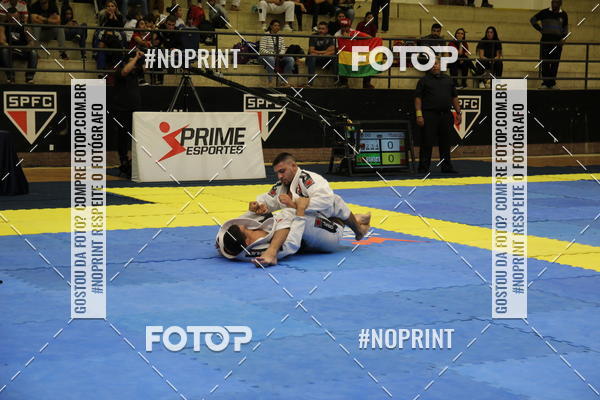 Buy your photos of the eventfight friends on Fotop