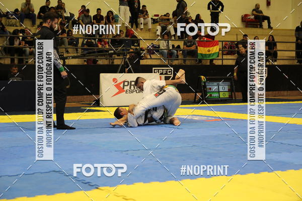 Buy your photos of the eventfight friends on Fotop