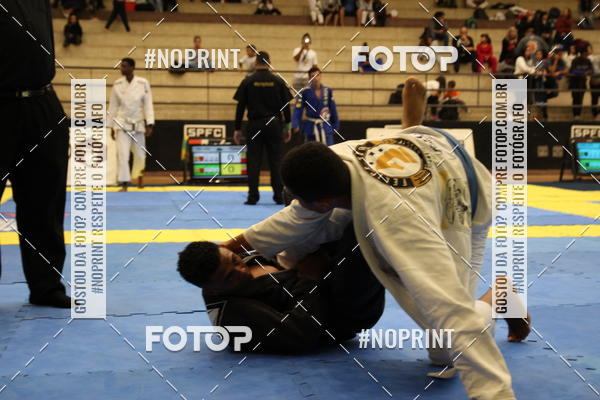 Buy your photos of the eventfight friends on Fotop