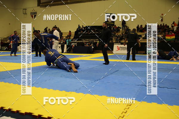 Buy your photos of the eventfight friends on Fotop