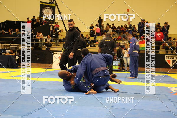 Buy your photos of the eventfight friends on Fotop