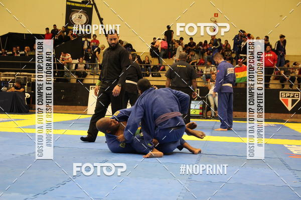 Buy your photos of the eventfight friends on Fotop